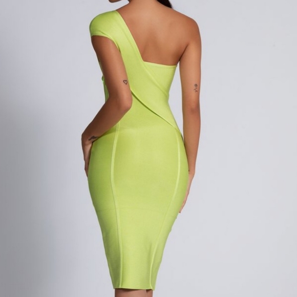 Meshki Dress - Picture 2 of 3